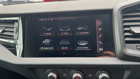 AUDI A1 30 TFSI 110 Technik