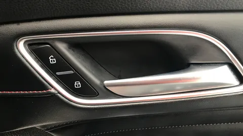 MG MOTOR UK HS 1.5 T-GDI PHEV Exclusive Auto
