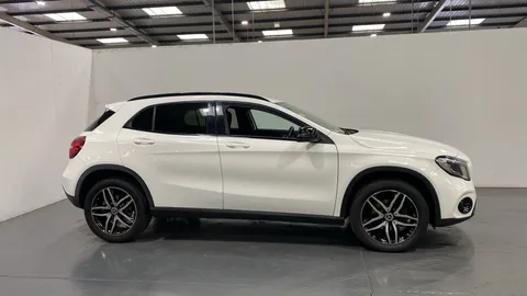 MERCEDES-BENZ GLA GLA 180 Urban Edition Auto