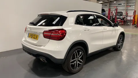 MERCEDES-BENZ GLA GLA 180 Urban Edition Auto