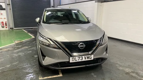 NISSAN QASHQAI 1.3 DiG-T MH 158 Acenta Premium Xtronic