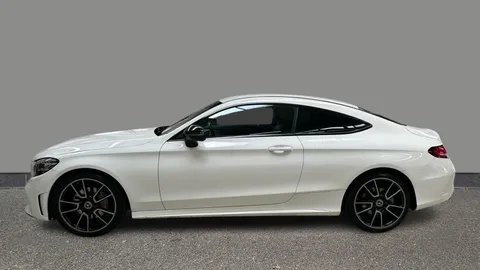 MERCEDES-BENZ C CLASS C200 AMG Line 9G-Tronic