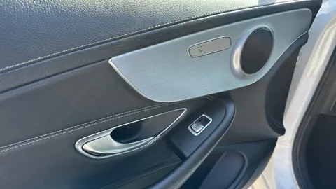MERCEDES-BENZ C CLASS C200 AMG Line 9G-Tronic