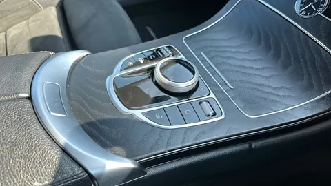 MERCEDES-BENZ C CLASS C200 AMG Line 9G-Tronic