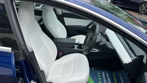 TESLA MODEL 3 Long Range AWD Auto