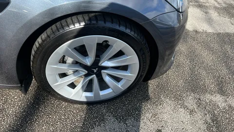 TESLA MODEL 3 Long Range AWD Auto