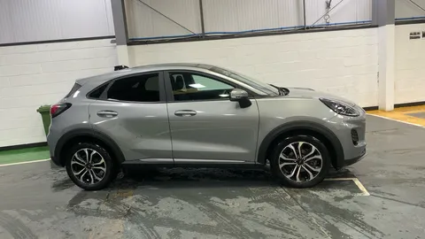 FORD PUMA 1.0 EcoBoost Hybrid mHEV Titanium DCT