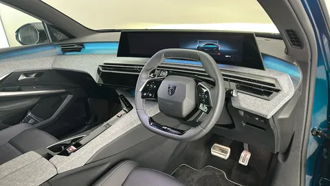 PEUGEOT 3008 157kW GT 73kWh Auto