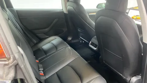 Tesla                     Model 3 RWD Auto