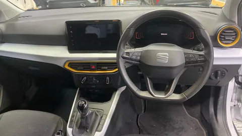 SEAT Arona 1.0 TSI SE Technology 5dr