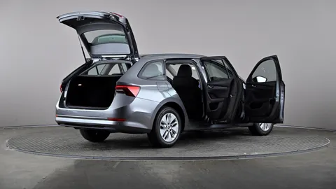 SKODA OCTAVIA 2.0 TDI SE Technology DSG