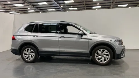 Volkswagen Tiguan Allspace 1.5 TSI Life DSG [7 Seats]