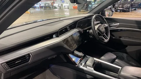 Audi E-Tron 300kW 55 Quattro 95kWh S Line 5dr Auto