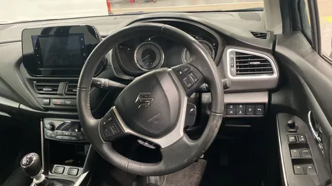 SUZUKI S-CROSS 1.4 Boosterjet 48V Hybrid Motion