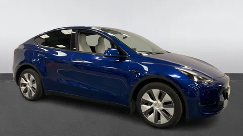Tesla                     Model Y Long Range AWD 5dr Auto