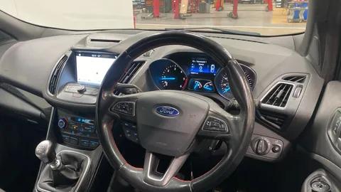 Ford Kuga 1.5 TDCi ST-Line 5dr 2WD