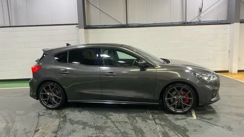 Ford Focus 2.3 EcoBoost ST 5dr