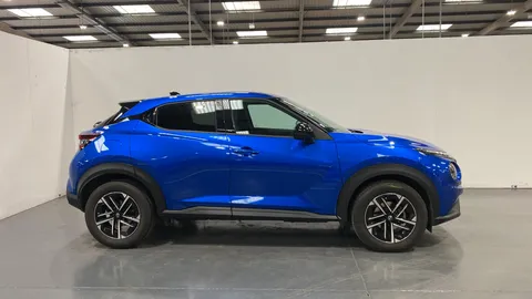 Nissan Juke 1.0 DiG-T N-Connecta 5dr