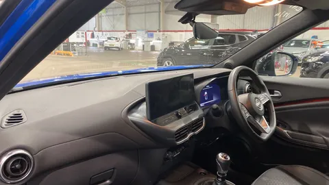 Nissan Juke 1.0 DiG-T N-Connecta 5dr