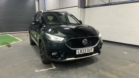 Mg Motor Uk               Zs 1.5 VTi-TECH Exclusive 5dr