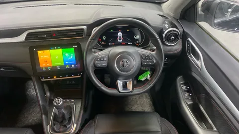 Mg Motor Uk               Zs 1.5 VTi-TECH Exclusive 5dr