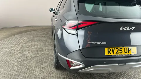 Kia Sportage 1.6T GDi 207 HEV 3 5dr Auto