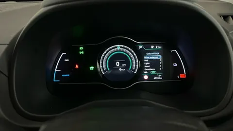 Hyundai Kona 150kW Premium 64kWh Auto