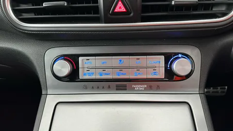 Hyundai Kona 150kW Premium 64kWh Auto