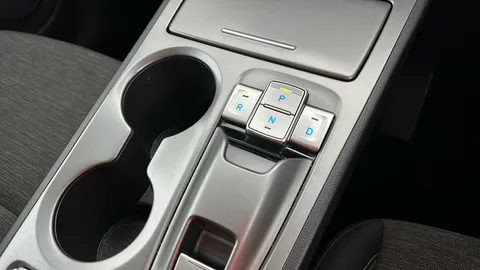 Hyundai Kona 150kW Premium 64kWh Auto
