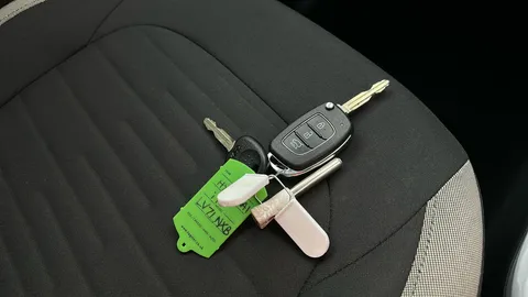 HYUNDAI I10 1.0 MPi Premium Auto