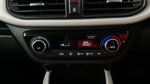 HYUNDAI I10 1.0 MPi Premium Auto