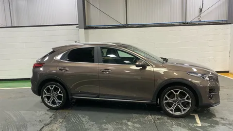KIA XCEED 1.0T GDi ISG 3