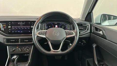 VOLKSWAGEN POLO 1.0 TSI Life DSG