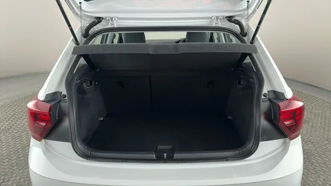 VOLKSWAGEN POLO 1.0 TSI Life DSG