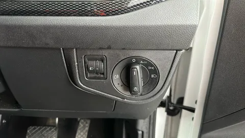 VOLKSWAGEN POLO 1.0 TSI Life DSG