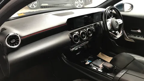 MERCEDES-BENZ A CLASS A200 AMG Line Auto