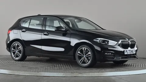 BMW 1 SERIES 118i [136] Sport Step Auto [Live Cockpit Pro]