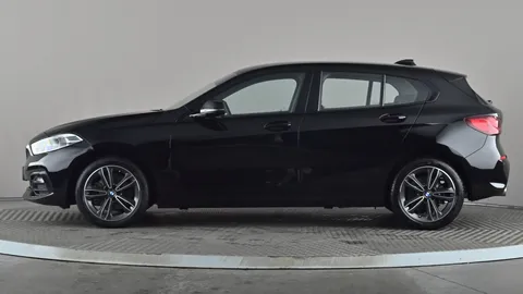 BMW 1 SERIES 118i [136] Sport Step Auto [Live Cockpit Pro]