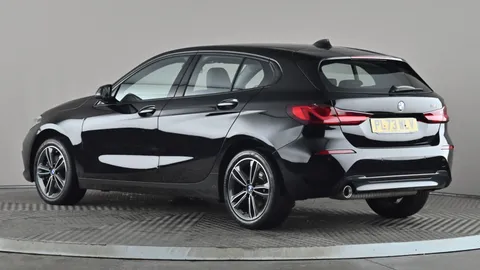 BMW 1 SERIES 118i [136] Sport Step Auto [Live Cockpit Pro]