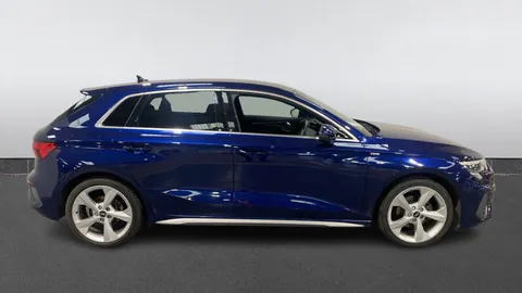 AUDI A3 35 TFSI S Line S Tronic
