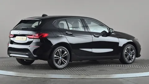 BMW 1 SERIES 118i [136] Sport Step Auto [Live Cockpit Pro]
