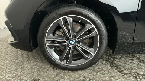 BMW 1 SERIES 118i [136] Sport Step Auto [Live Cockpit Pro]