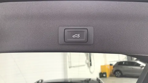 AUDI A6 ALLROAD 45 TDI Quattro Sport Tip Auto [Tech]