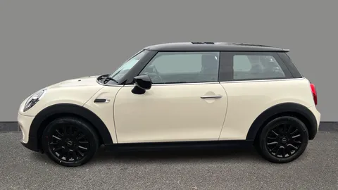 MINI HATCHBACK 1.5 Cooper Classic II