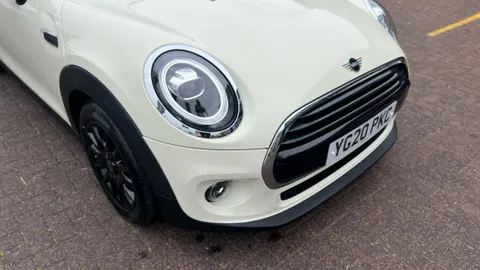 MINI HATCHBACK 1.5 Cooper Classic II