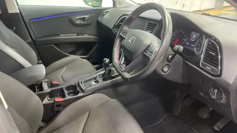 SEAT LEON 1.5 TSI EVO FR 5dr