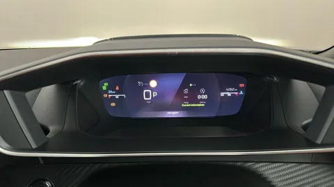 PEUGEOT 2008 1.2 PureTech 130 GT EAT8