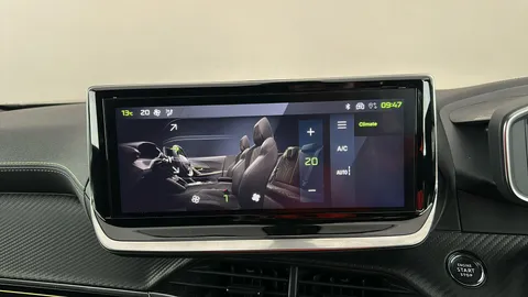 PEUGEOT 2008 1.2 PureTech 130 GT EAT8