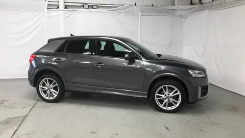 AUDI Q2 35 TFSI S Line S Tronic