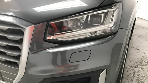 AUDI Q2 35 TFSI S Line S Tronic